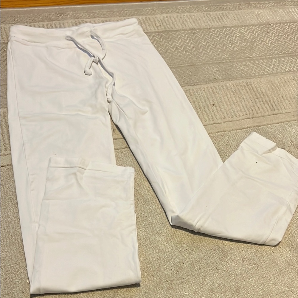 White Track Pants with Drawstring Waist and Relaxed Fit